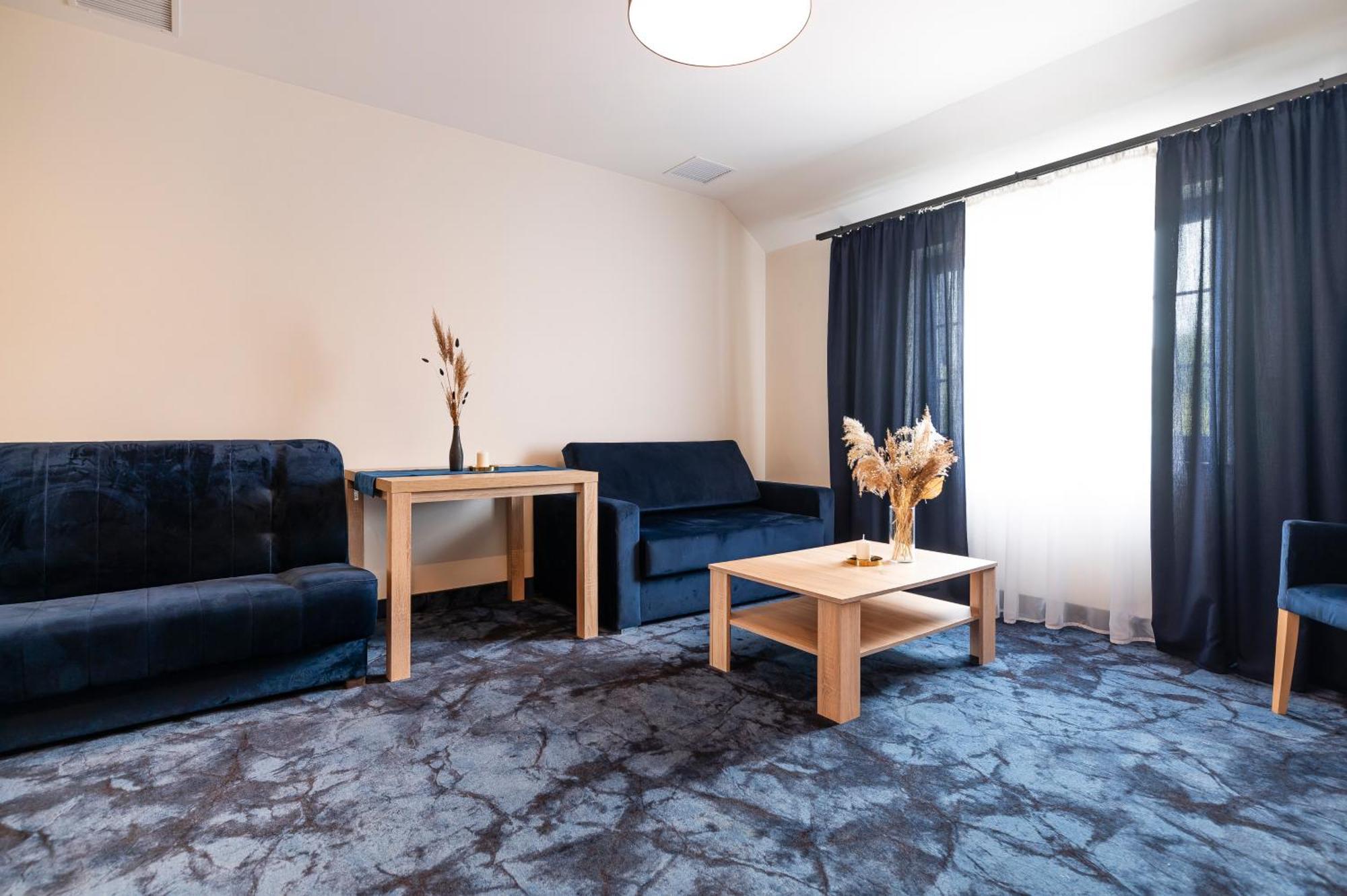 Ignasiak Hotel Wrzesnia Bagian luar foto